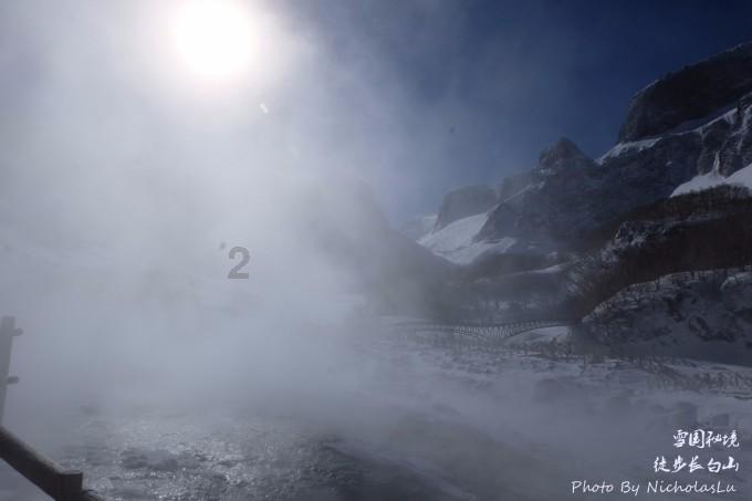 有惊无险!滑雪时遭后方“小土豆”穿裆过人,男子一下子懵了