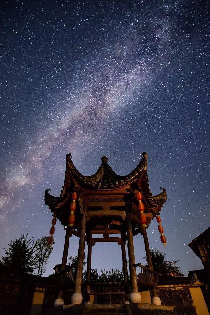 楚庄王是在哪一场战役之中,奠定了霸主之位的?