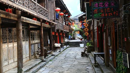 逃离绿色山谷